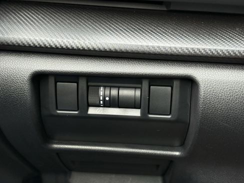 Certified 2024 Subaru Crosstrek 2.5i Limited w/ Crosstrek Mirror Package image 17