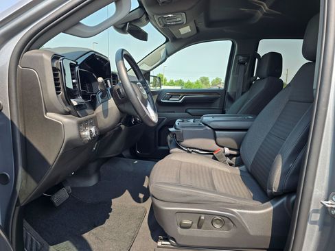 Used 2024 GMC Sierra 1500 Elevation w/ LPO, GMC Protection Package AWD/4WD image 9