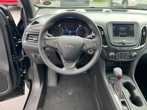 Certified 2023 Chevrolet Equinox RS AWD/4WD image 13