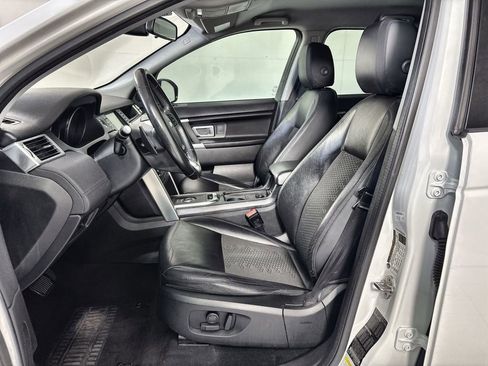 Used 2018 Land Rover Discovery Sport SE AWD/4WD image 13