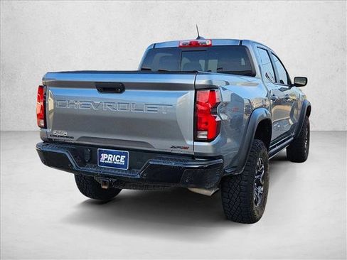 Used 2024 Chevrolet Colorado ZR2 w/ ZR2 Convenience Package III AWD/4WD image 5