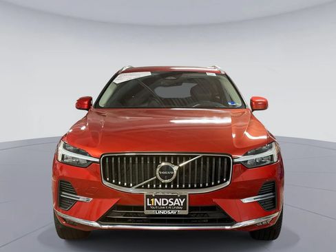 Used 2023 Volvo XC60 B5 Ultimate w/ Protection Package Premier FWD image 8