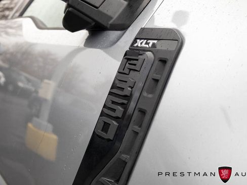 Used 2023 Ford F350 XLT w/ XLT Premium Package image 10
