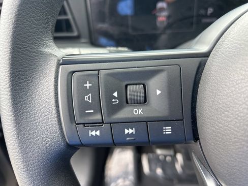 Used 2025 Nissan Kicks S FWD image 40