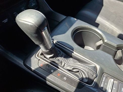 Used 2025 Honda Civic Sport image 14