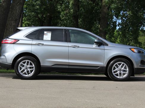 Used 2023 Ford Edge SEL w/ Convenience Package AWD/4WD image 9