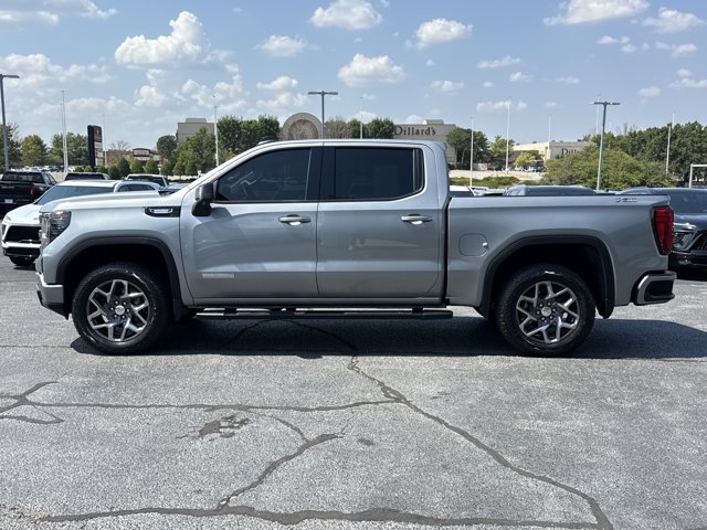 Used 2026 GMC Sierra 1500 Elevation w/ Elevation Premium Package AWD/4WD image 13