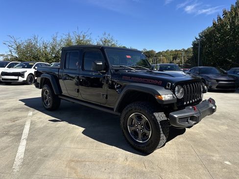 Used 2023 Jeep Gladiator Rubicon w/ Cold Weather Group image 4