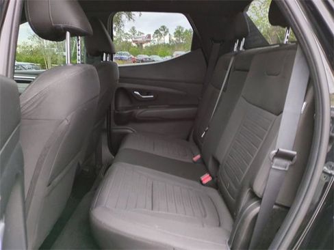 Used 2024 Hyundai Santa Cruz SE image 14