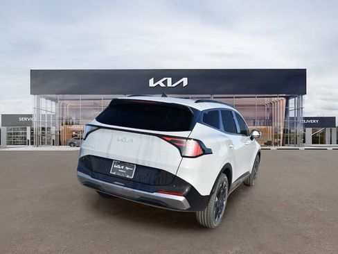 New 2026 Kia Sportage SX FWD image 4