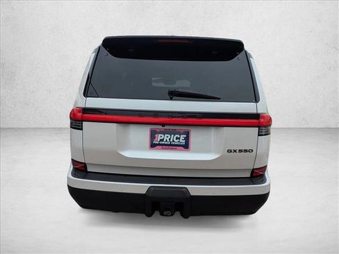 Used 2024 Lexus GX 550 w/ Cold Area Package image 6