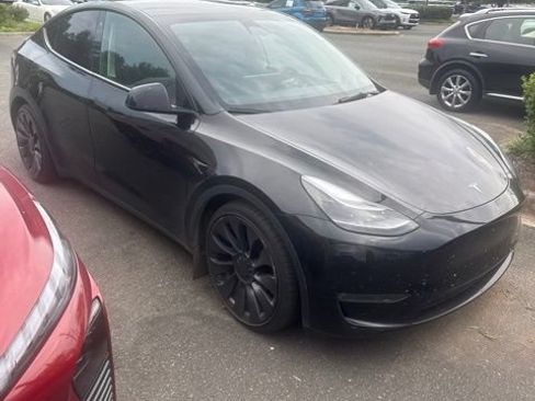 Used 2022 Tesla Model Y Performance AWD/4WD image 4