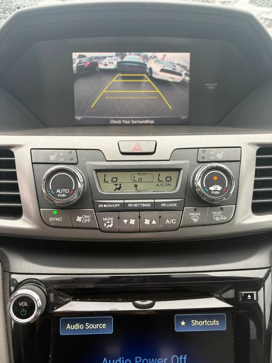 Used 2017 Honda Odyssey EX-L image 17