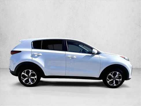 Used 2022 Kia Sportage LX FWD image 5