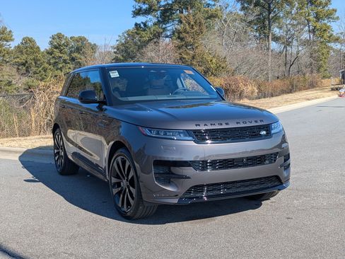 New 2026 Land Rover Range Rover Sport Dynamic SE image 3
