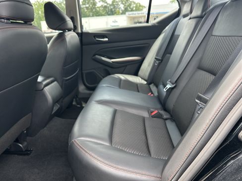 Used 2024 Nissan Altima 2.5 SR FWD image 21