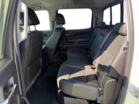 Used 2017 GMC Sierra 1500 SLT image 16