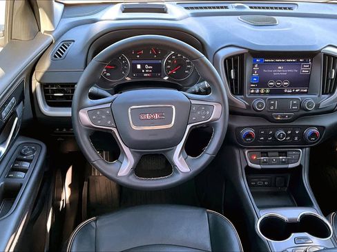 Used 2024 GMC Terrain AT4 w/ Infotainment Package II image 5