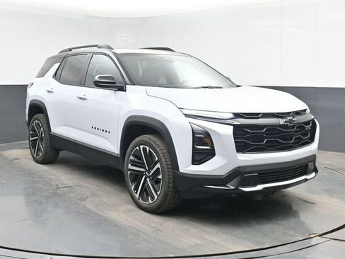 New 2026 Chevrolet Equinox RS AWD/4WD image 2