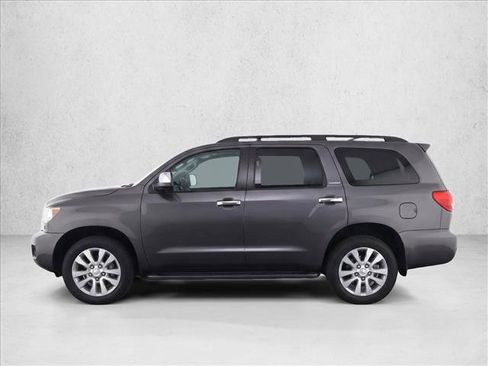 Used 2013 Toyota Sequoia Limited AWD/4WD image 4