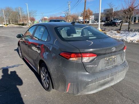 Certified 2025 Toyota Corolla LE image 5