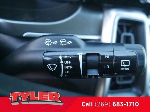 Used 2022 Kia Sorento LX AWD/4WD image 22
