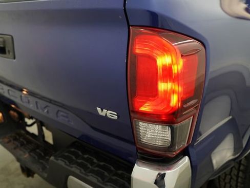 Used 2023 Toyota Tacoma SR5 AWD/4WD image 61
