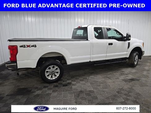 Used 2017 Ford F250 XL w/ Power Equipment Group image 4
