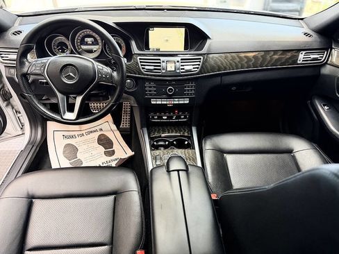 Used 2016 Mercedes-Benz E 350 Sedan image 6