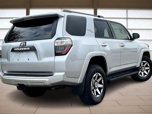 Used 2024 Toyota 4Runner TRD Off-Road image 2