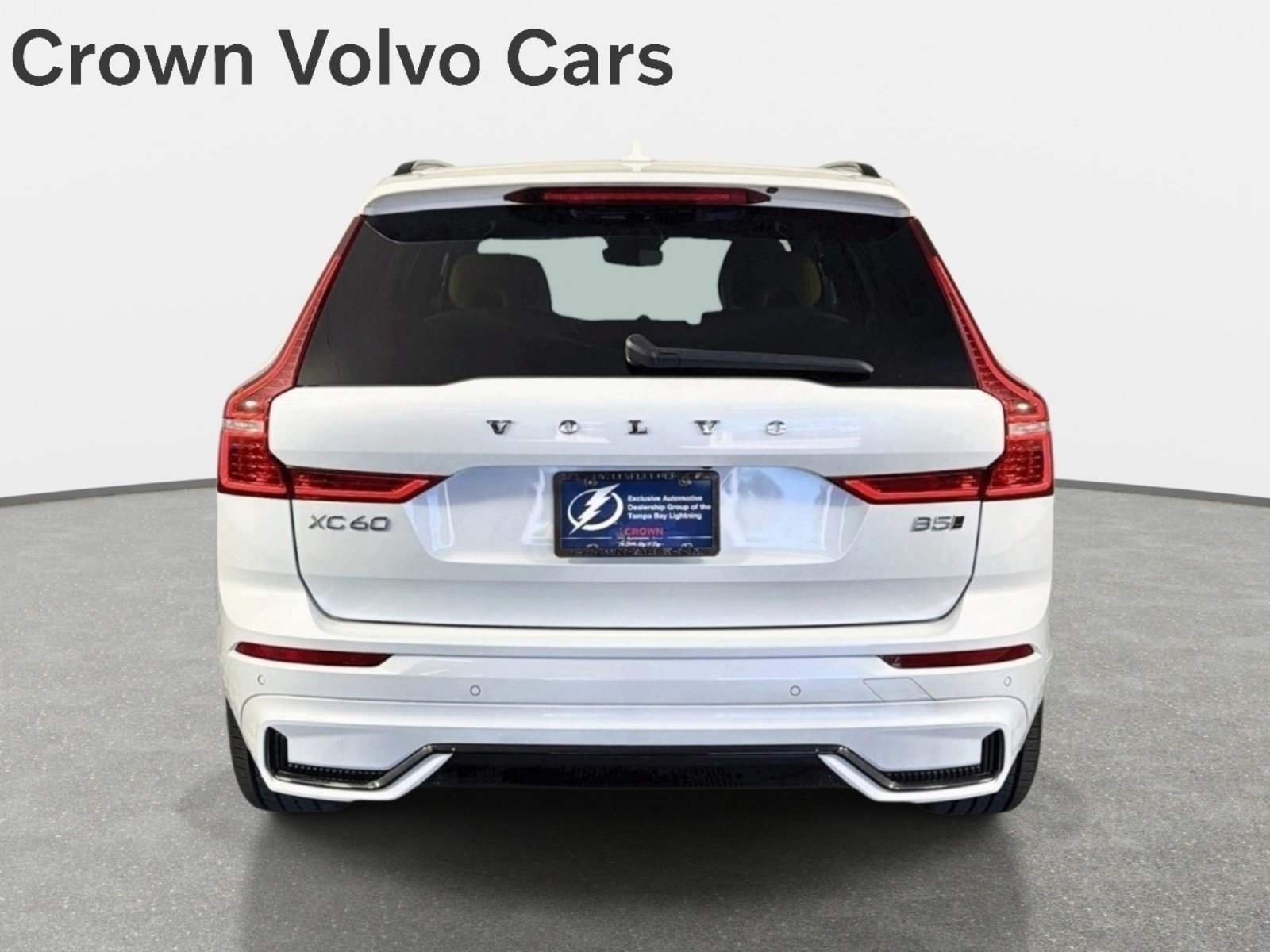 Used 2024 Volvo XC60 B5 Ultimate AWD/4WD image 6