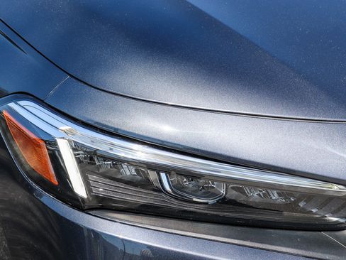 Certified 2022 Honda Civic EX image 6