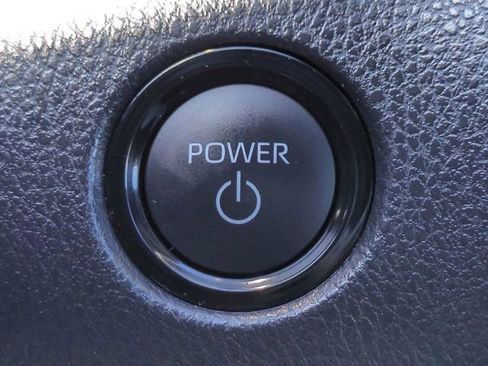 Used 2026 Toyota Camry SE w/ Convenience Package image 25