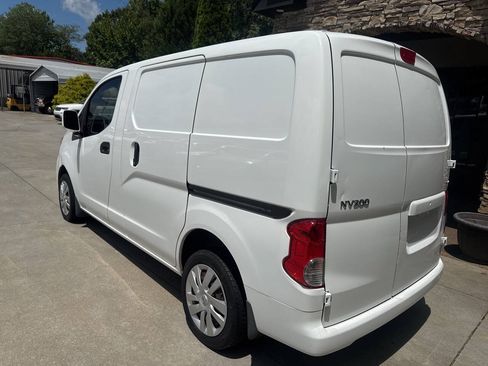 Used 2020 Nissan NV200 SV FWD image 3