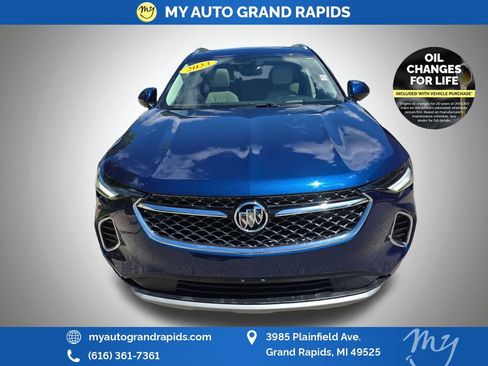 Used 2023 Buick Envision Avenir AWD/4WD image 2