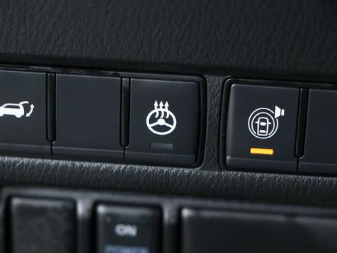 Used 2024 INFINITI QX80 Premium Select w/ All-Season Package image 23