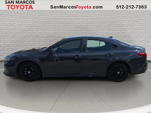 Used 2026 Toyota Camry SE w/ Convenience Package FWD image 9