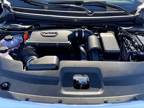 New 2026 Jeep Cherokee Overland w/ Advanced Pro Tech Group AWD/4WD image 11