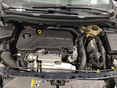 Used 2017 Chevrolet Cruze LT image 30