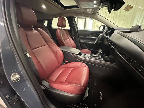 Used 2025 MAZDA CX-30 AWD 2.5 S w/ Preferred Package image 18