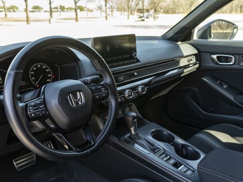 Certified 2023 Honda Civic Sport image 16