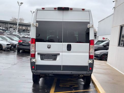 Used 2016 RAM ProMaster 2500 w/ Interior Convenience Group image 4
