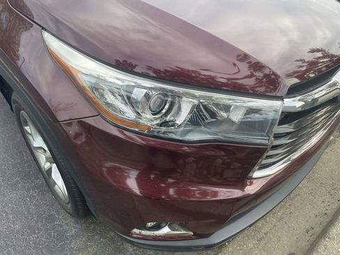 Used 2015 Toyota Highlander Limited Platinum image 14