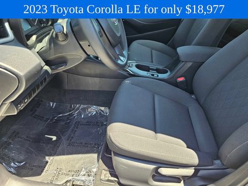 Used 2023 Toyota Corolla LE FWD image 21