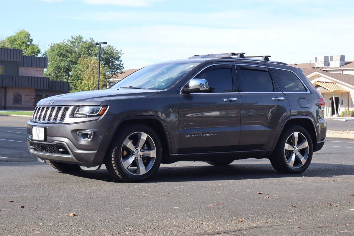 Used 2014 Jeep Grand Cherokee Overland w/ Advanced Technology Group AWD/4WD image 11