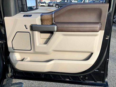 Used 2019 Ford F150 Limited w/ Trailer Tow Package image 22