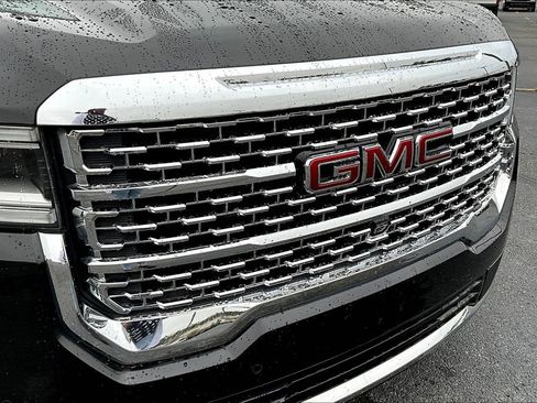 Used 2021 GMC Acadia Denali w/ Denali Technology Package image 31