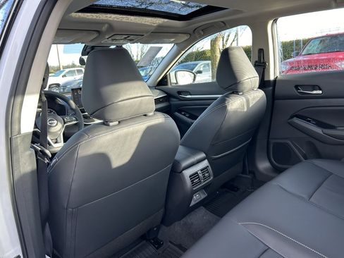 Used 2025 Nissan Altima 2.5 SL image 22