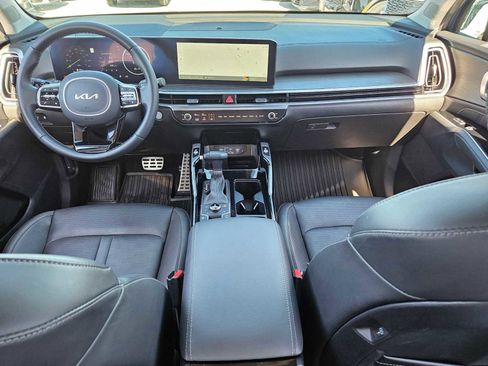 Used 2024 Kia Sorento SX image 15