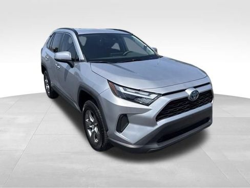 Used 2024 Toyota RAV4 LE AWD/4WD image 7